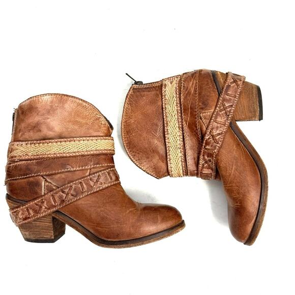 Corral Tan Leather Women's Short Ankle Boots Booties Size 6.5 - Picture 5 of 8